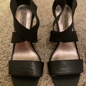 Steven Madden Dacia Strappy Heels Size 8 1/2